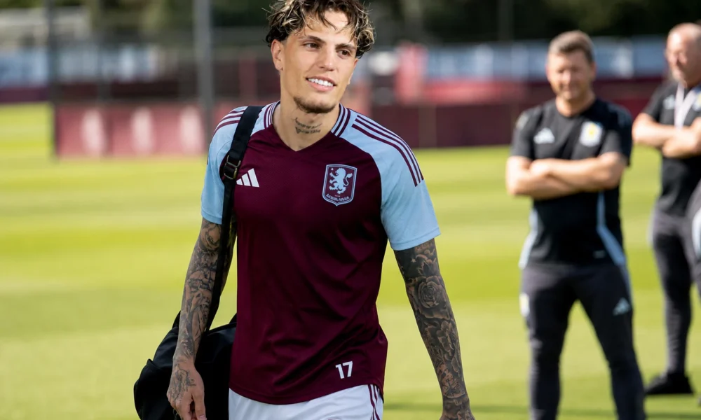 Alejandro Garnacho Aston Villa loan signing claret blue kit