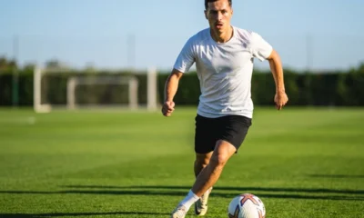Bryan Zaragoza Bayern Munich transfer Sevilla Alaves knee interest