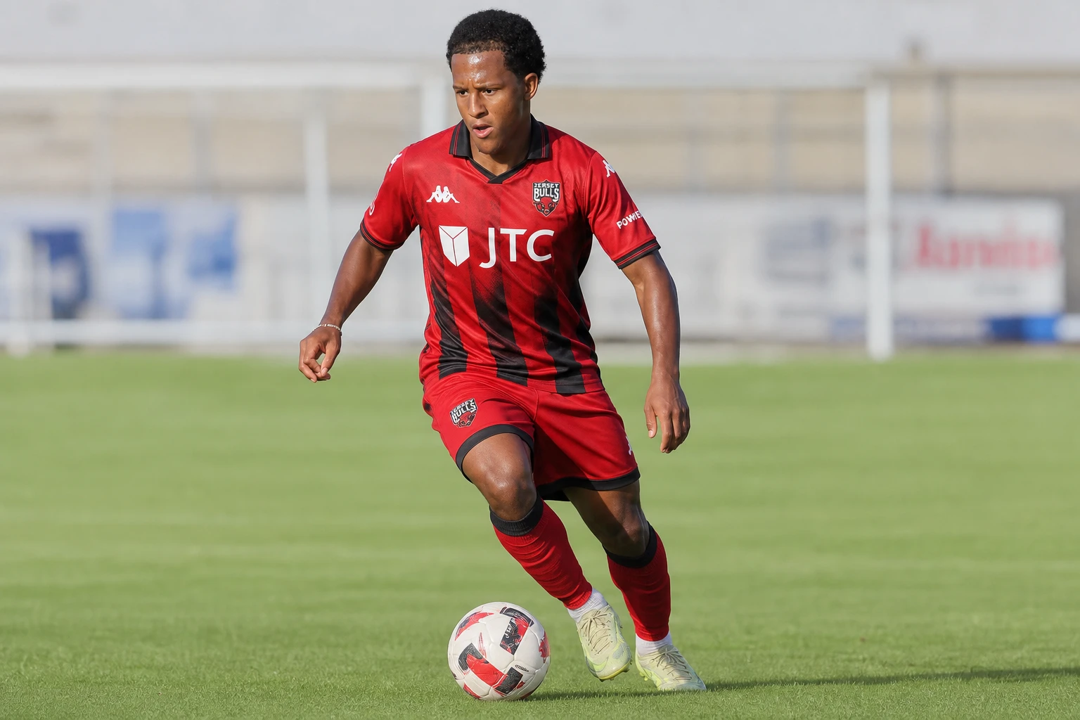 Sammy Henia-Kamau Jersey Bulls return after Hull City release