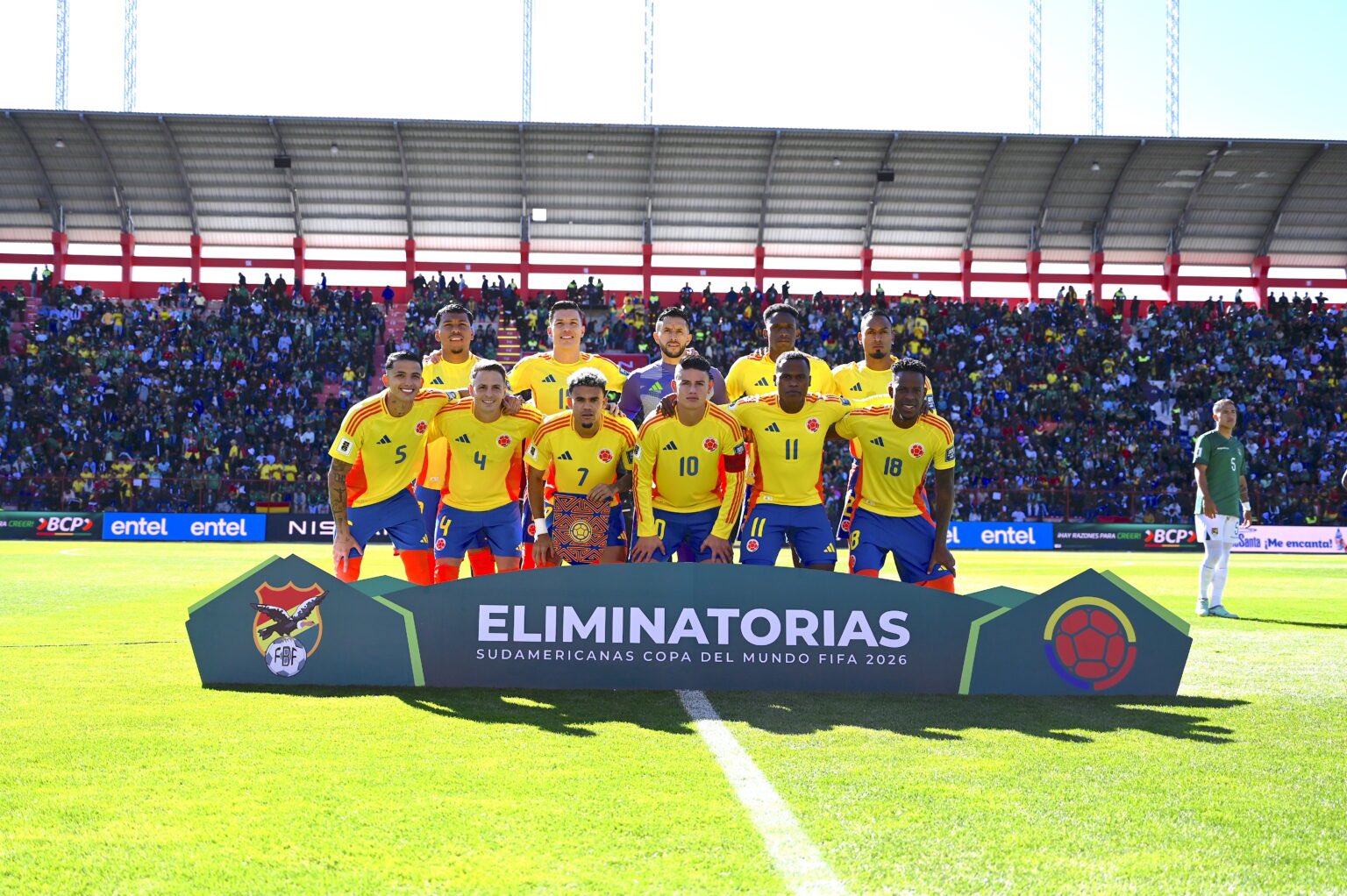 La Selección Colombia previo a su compromiso frente a Bolivia. Tomada de @FCFSeleccionCol (Vía X)